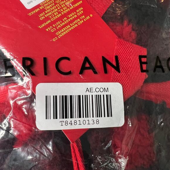 NEW American Eagle Plus Buffalo Plaid Red Black Robe‎ Size XS/S in Packaing - Picture 6 of 6
